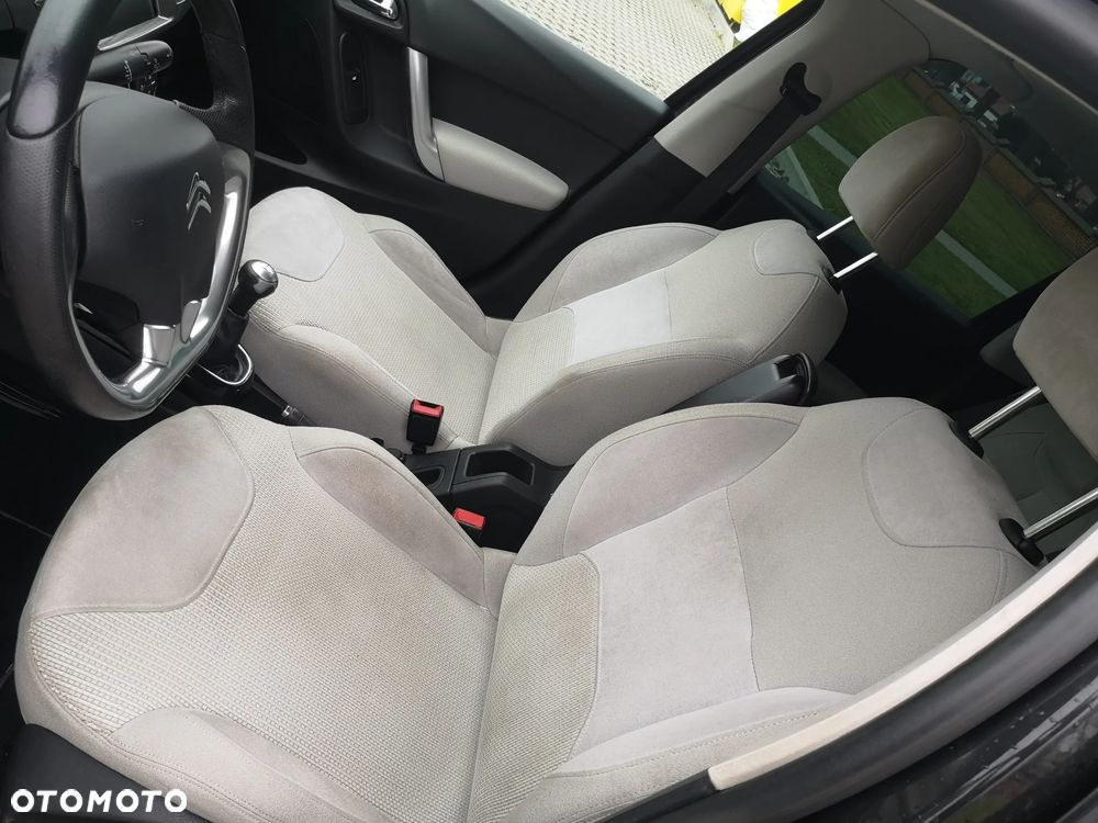 Citroën C3 VTi 120 Exclusive - 28