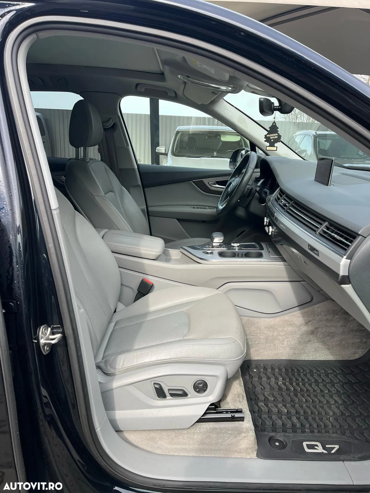 Audi SQ7 4.0 TDI quattro Tiptronic - 9
