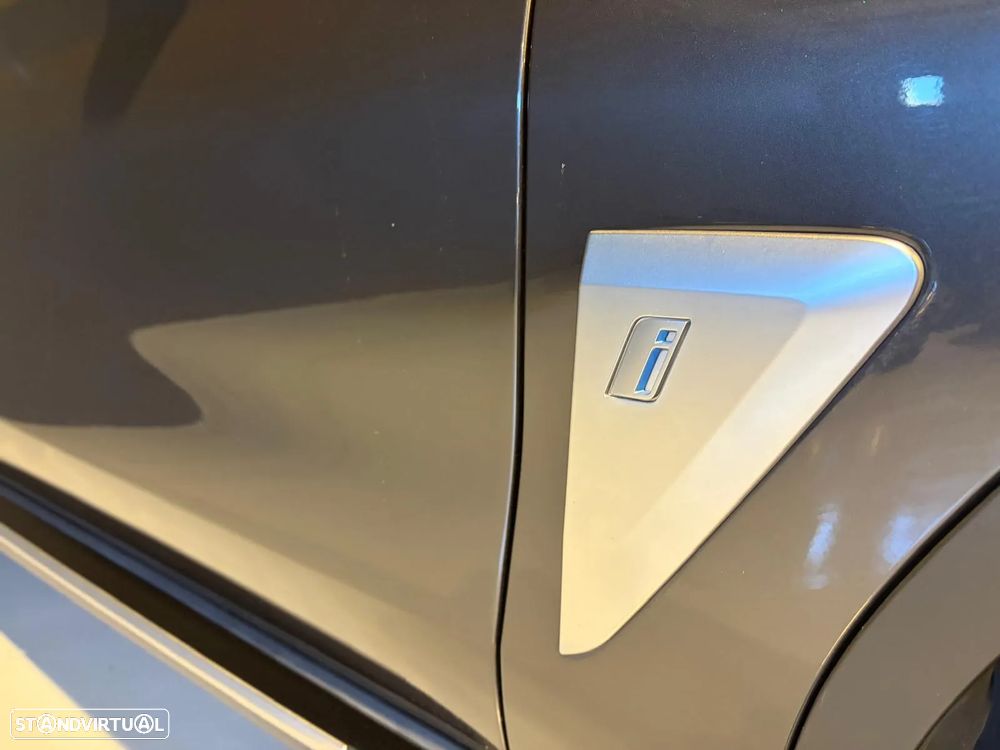BMW iX3 Impressive - 10