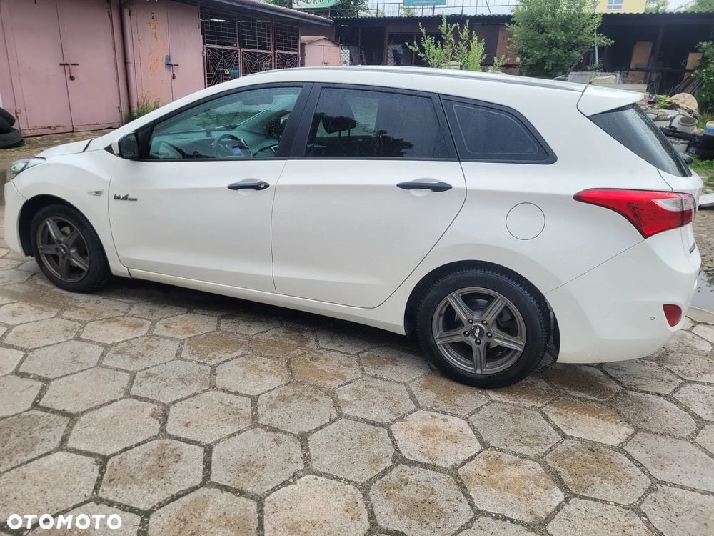 Hyundai i30 blue 1.6 CRDi YES Gold - 19