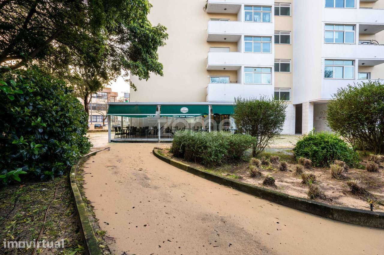 Espaço Comercial para Trespasse em Algés–Miraflores - Grande imagem: 3/24