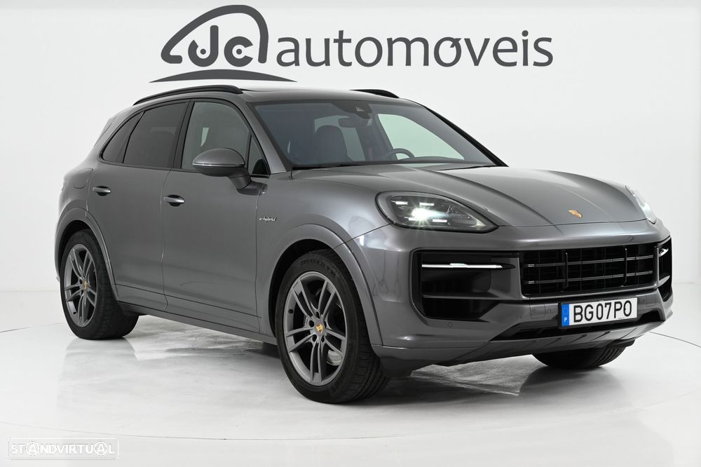 Porsche Cayenne E-Hybrid - 1