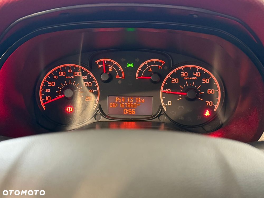 Fiat Doblo - 16