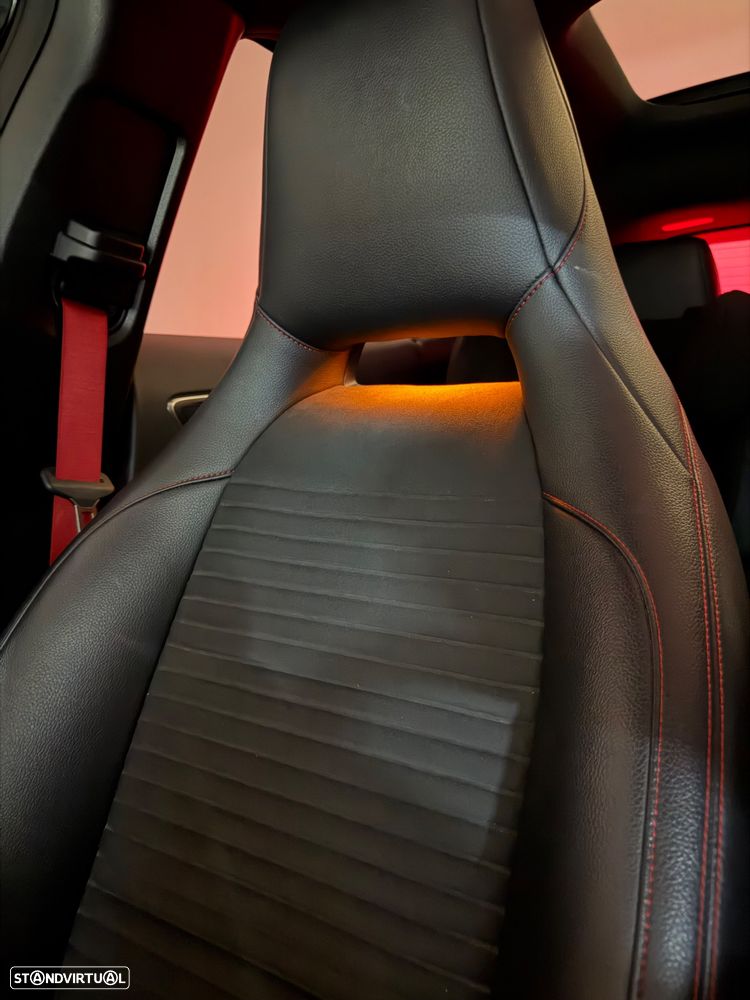 Mercedes-Benz GLA 45 AMG 4Matic Speedshift 7G-DCT - 12
