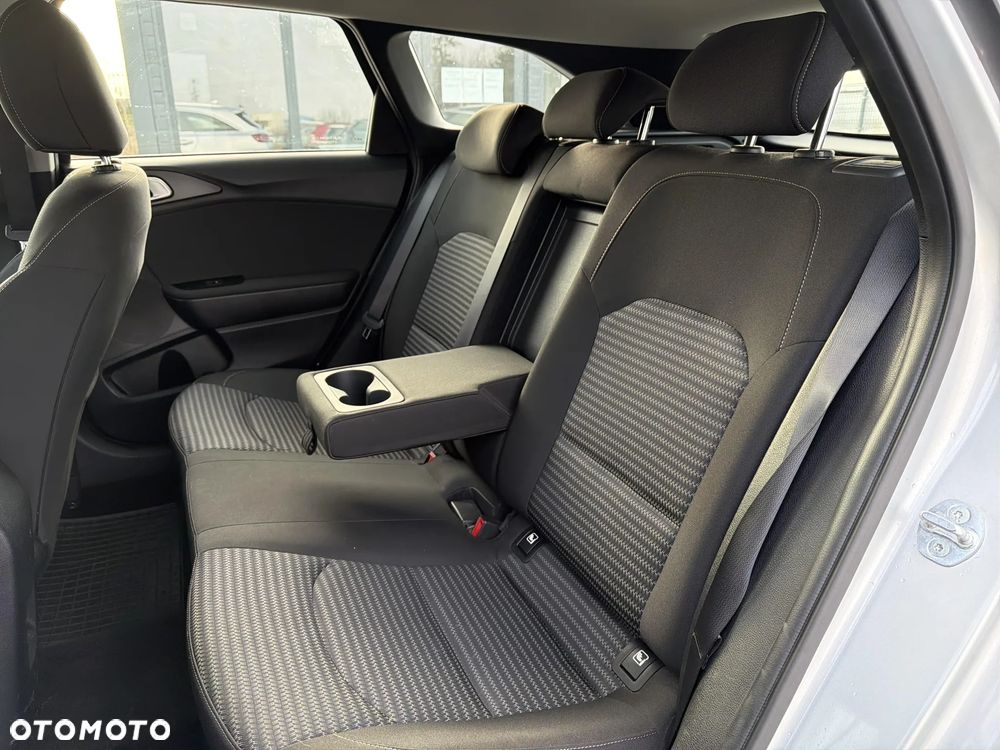 Kia Ceed 1.5 T-GDI M DCT - 17