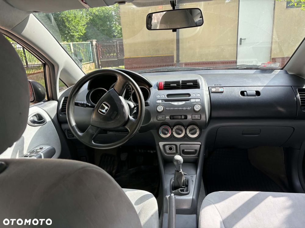 Honda City 1.4 Comfort - 4