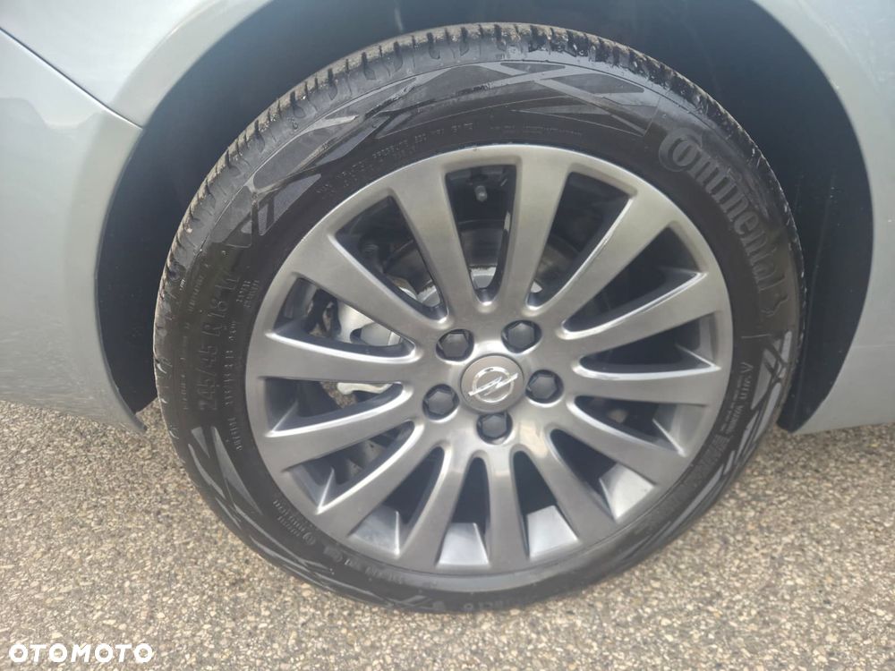 Opel Insignia - 26