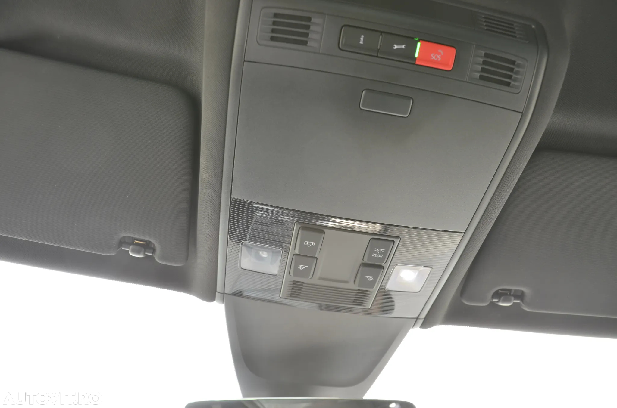 Volkswagen Tiguan 2.0 TDI DSG Life - 33