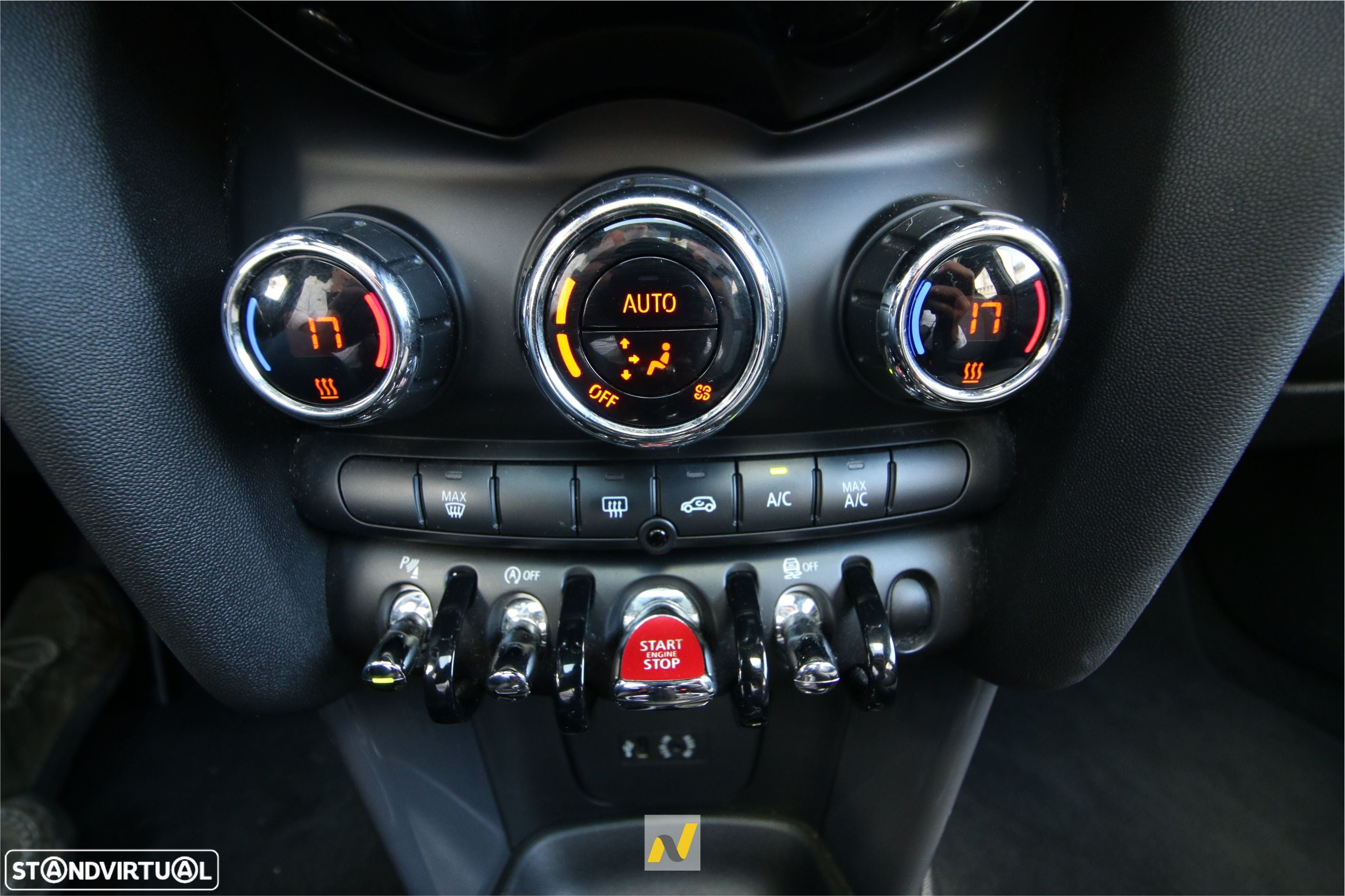 MINI 5 Portas Cooper D Aut. - 12