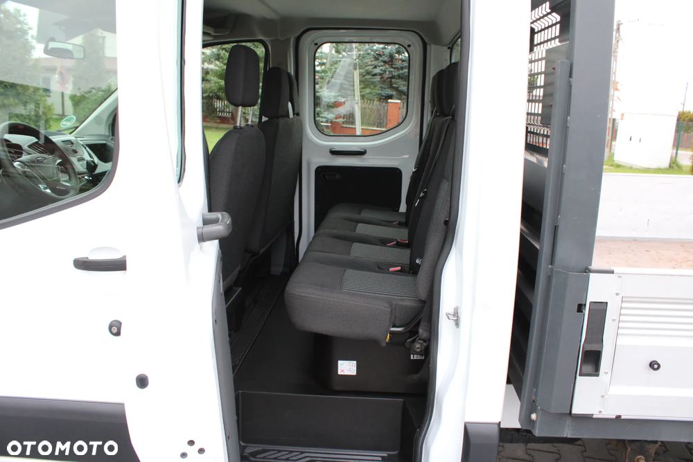 Ford Transit - 11