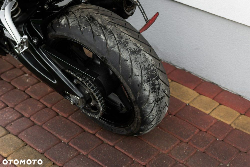 Yamaha FZ - 8