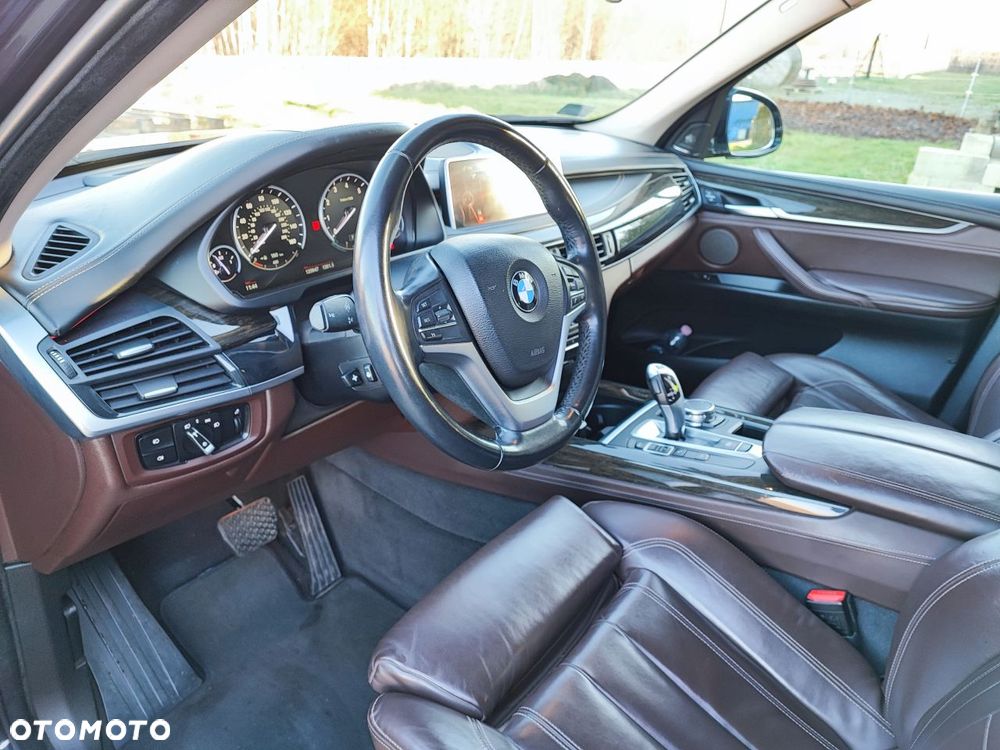 BMW X5 xDrive35i - 11
