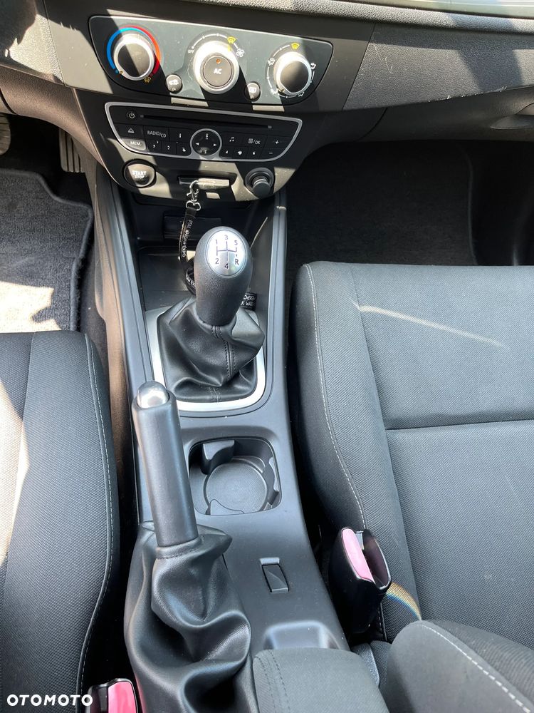 Renault Megane 1.6 16V 100 Expression - 13