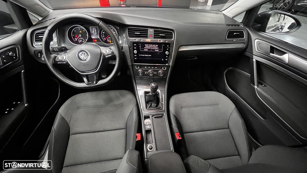 VW Golf Variant 1.6 TDi Confortline - 6