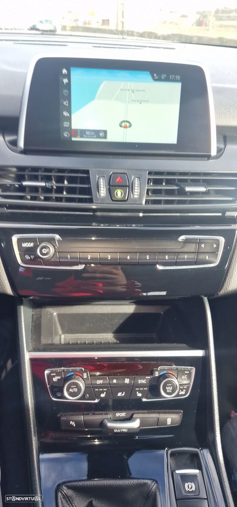 BMW 216 Active Tourer - 13