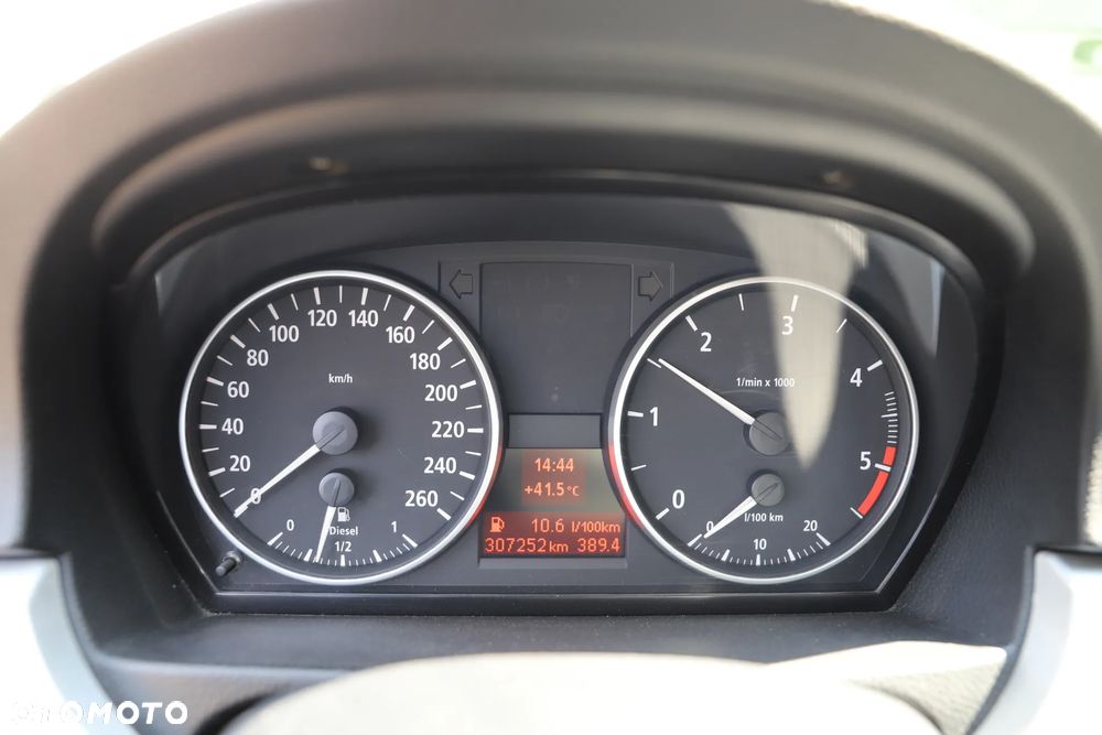 BMW Seria 3 320d - 14
