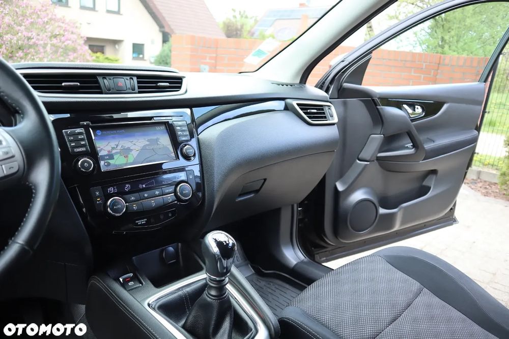 Nissan Qashqai 1.2 DIG-T N-Connecta - 18