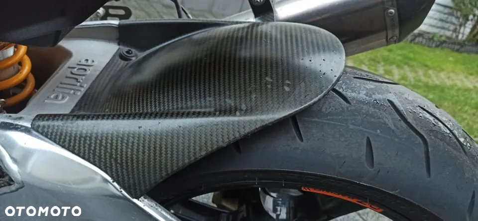 Aprilia RSV - 15
