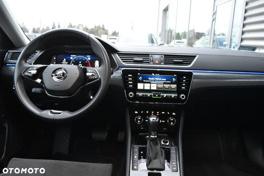 Skoda Superb 2.0 TSI Style DSG - 11