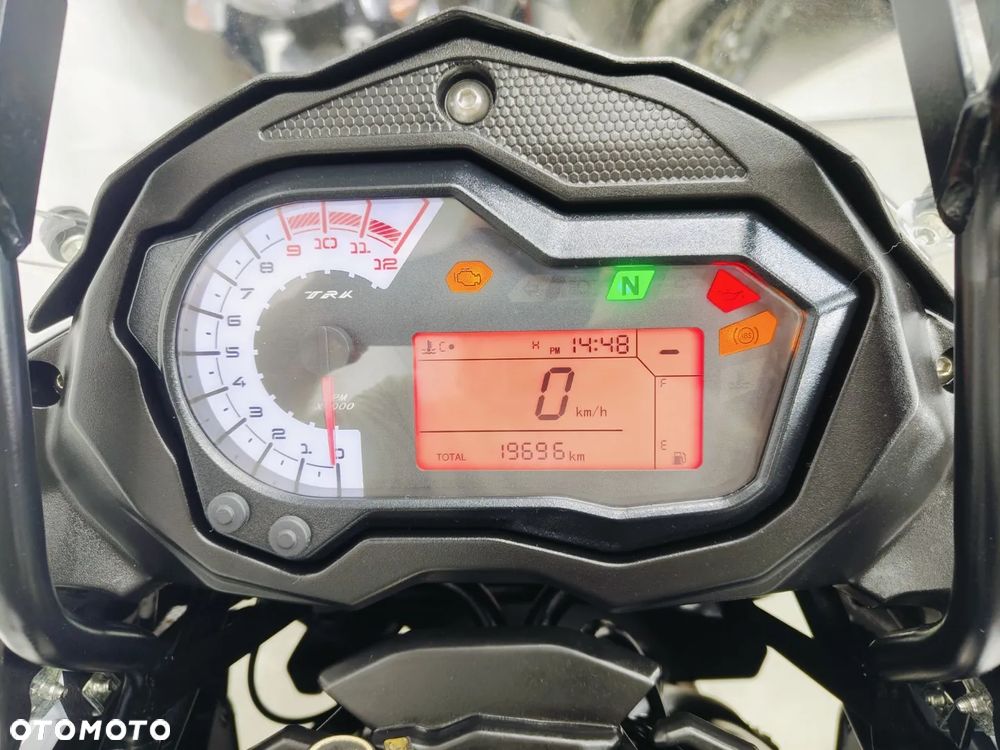 Benelli TRK 502X - 17