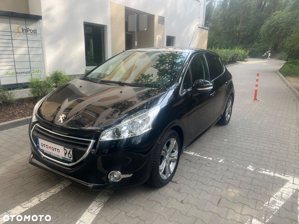 Peugeot 208 - 3