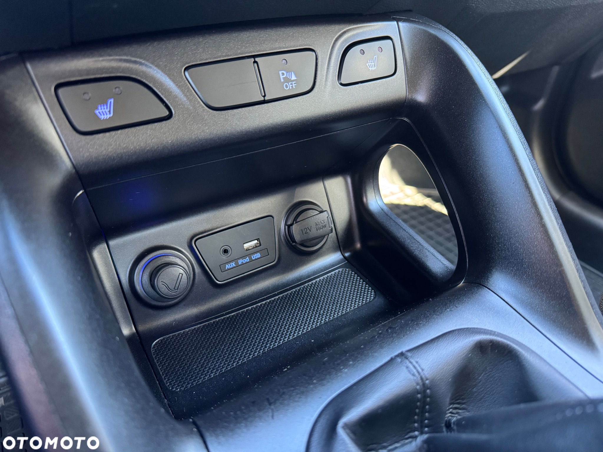 Hyundai ix35 1.7 CRDi 2WD Fifa World Cup Edition - 23