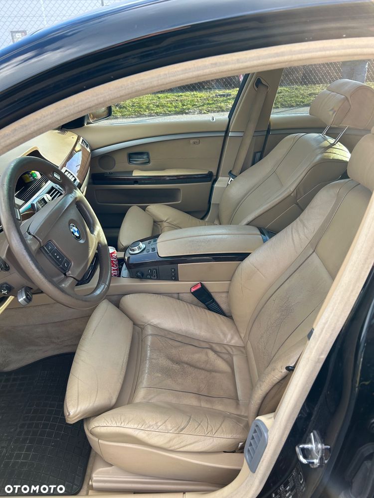 BMW Seria 7 730d L - 28