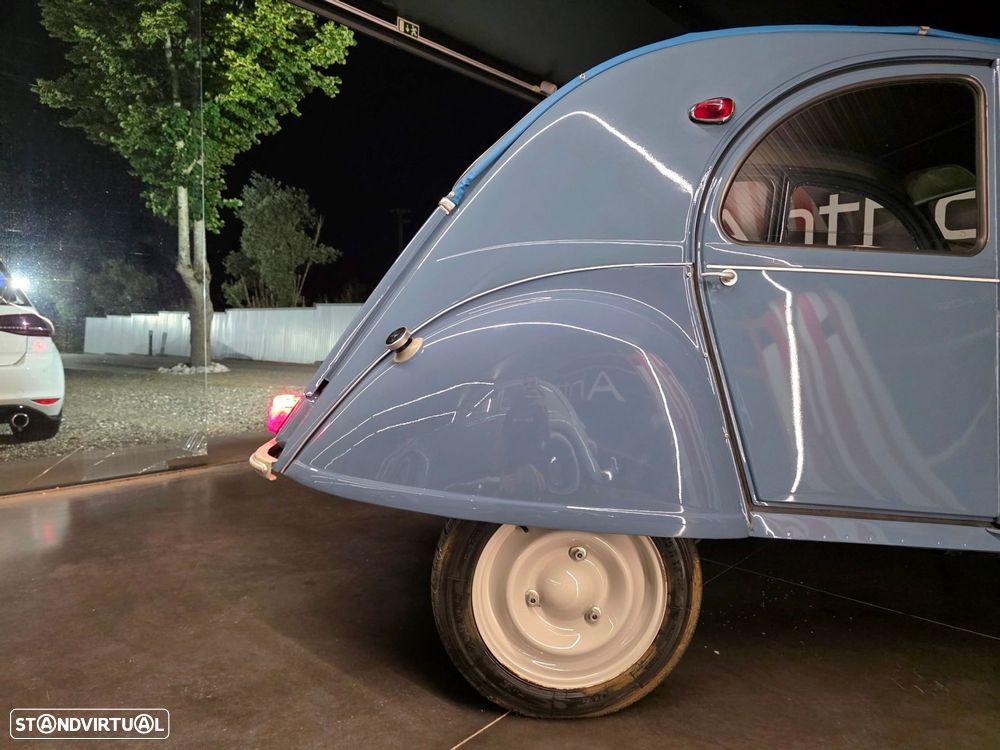 Citroën 2CV - 33