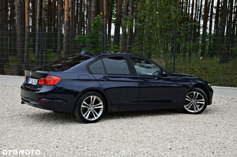 BMW Seria 3 318d Blue Performance Sport Line - 24