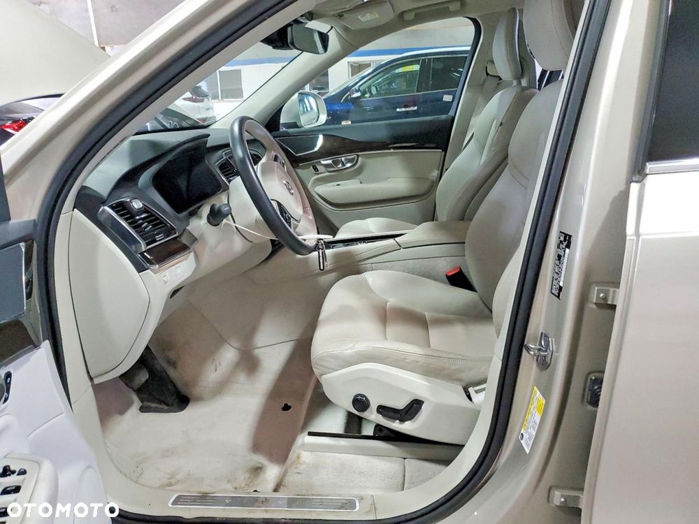 Volvo XC 90 T6 AWD Geartronic Momentum - 8