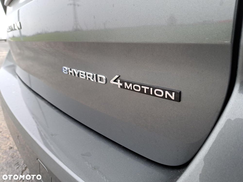 Volkswagen Multivan - 24