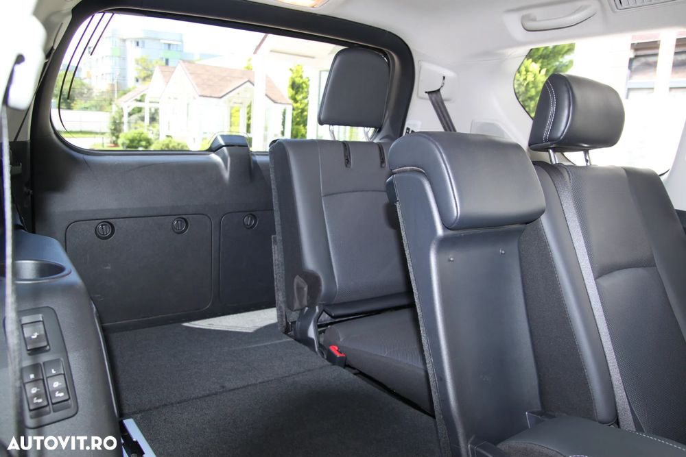 Toyota Land Cruiser 2.8l D-4D 204 CP A/T 7 locuri Luxury AVS Black - 7