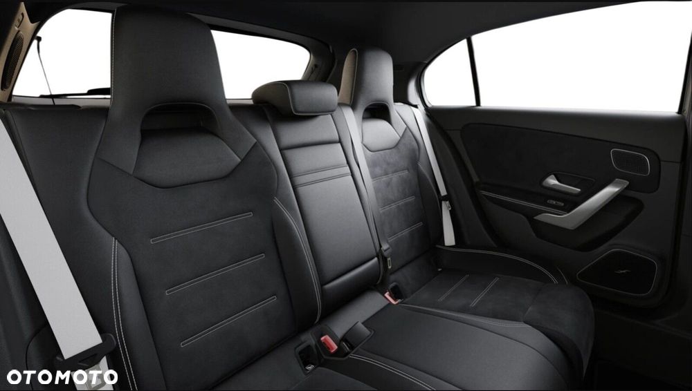 Mercedes-Benz Klasa A 200 AMG Line 7G-DCT - 9