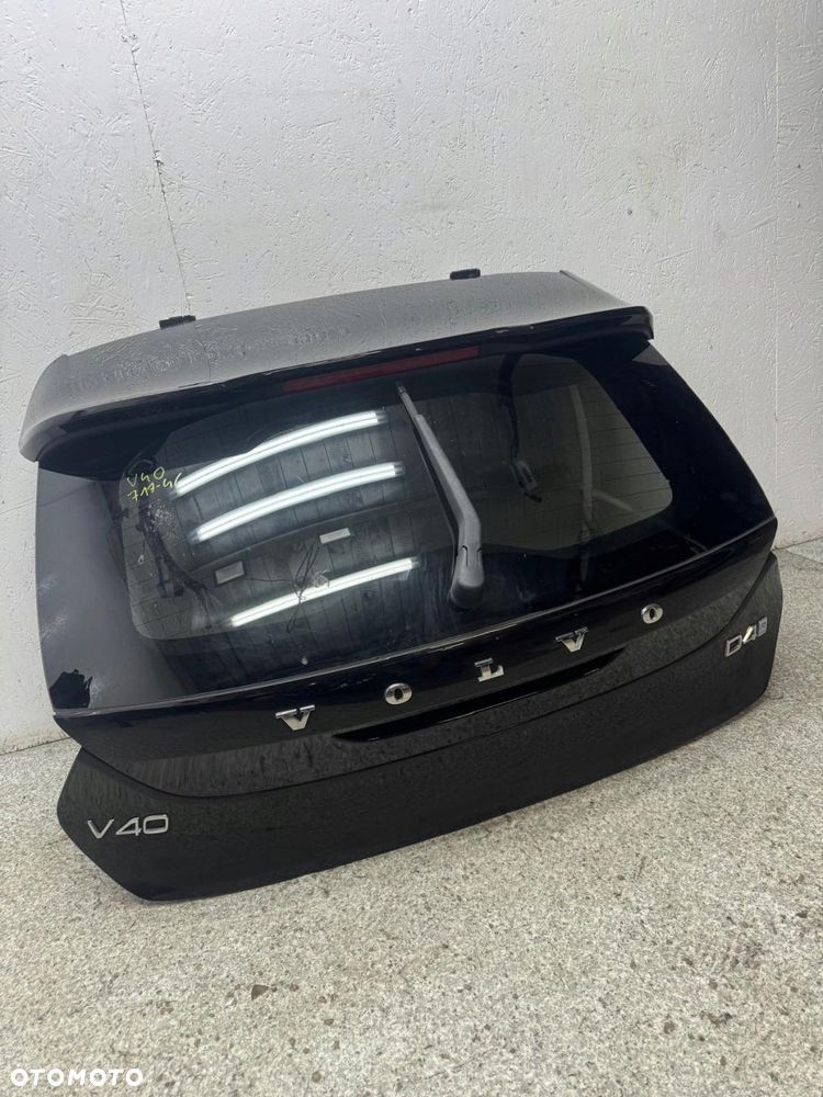 kompletna klapa bagaznika tył volvo v40 ii 2012-2018r 717-46 - 3