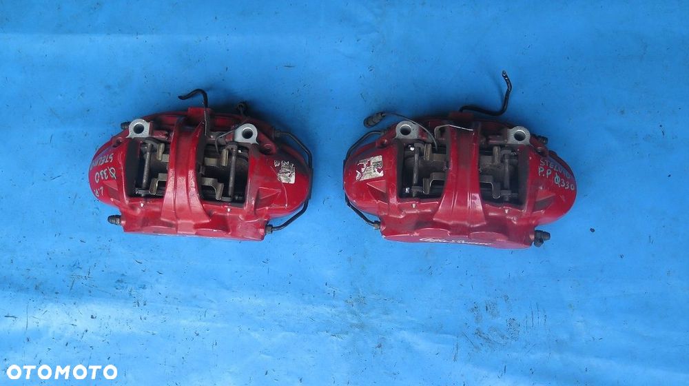 ZACISK JARZMO PRZÓD PRZEDNI PRAWY LUB LEWY ALFA ROMEO STELVIO