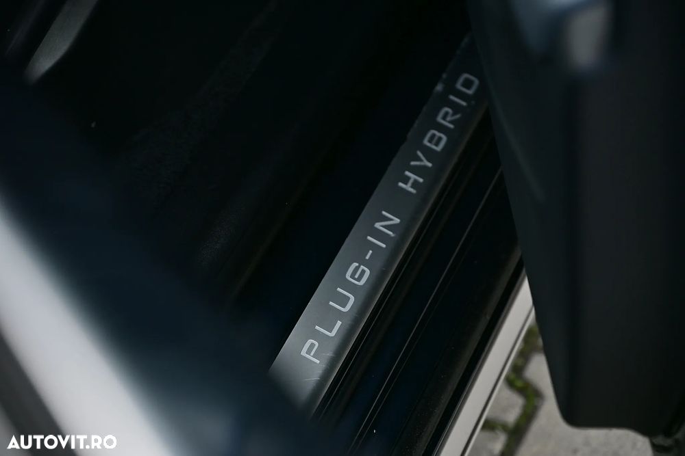 Volvo V60 D6 Plug-In-Hybrid AWD Geartronic Summum - 17