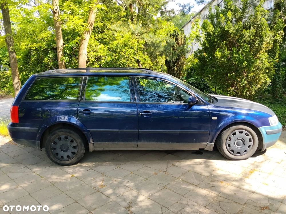 Volkswagen Passat 1.9 TDI Comfortline - 8