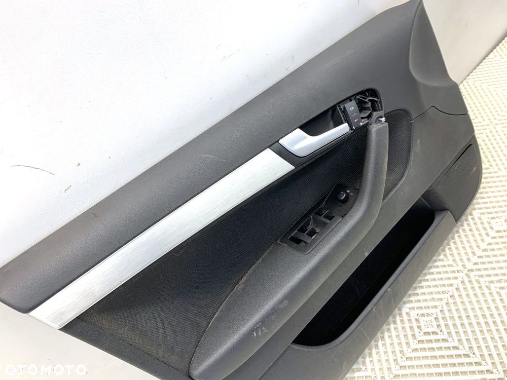 BOCZEK DRZWI LEWY PRZÓD  AUDI A3 (8P1) 2003 - 2013 2.0 TFSI quattro 147 kW [200 KM] benzyna 2004 - - 2