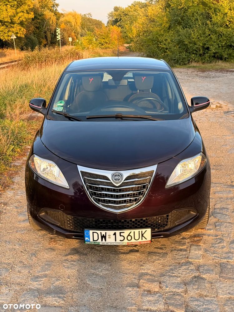 Lancia Ypsilon 1.2 8V Elefantino S&S - 3