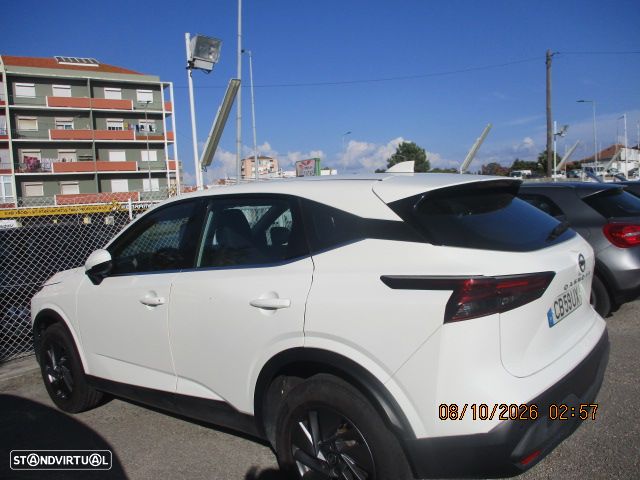 Nissan Qashqai 1.3 DIG-T AKARI - 5