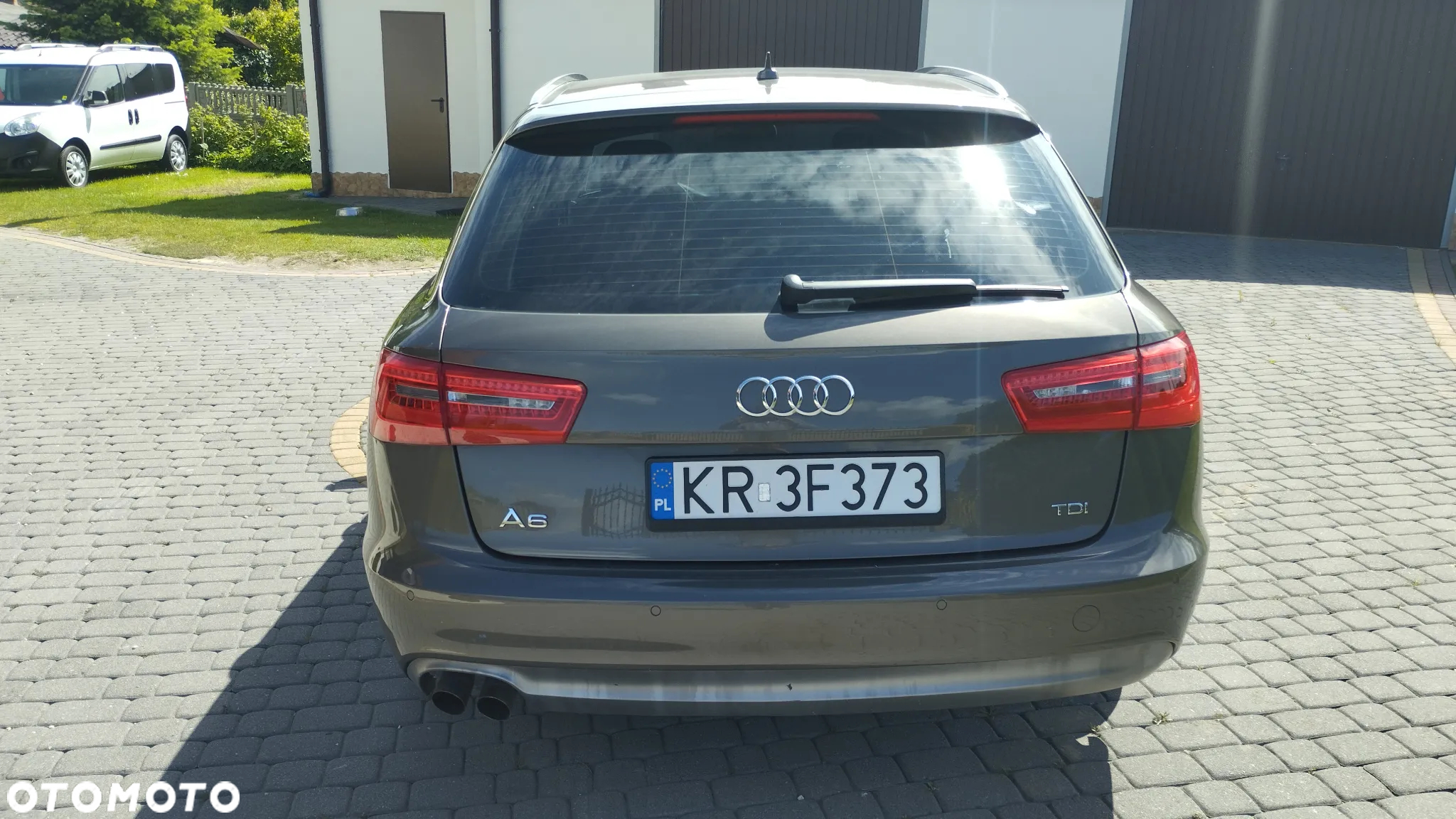 Audi A6 - 4
