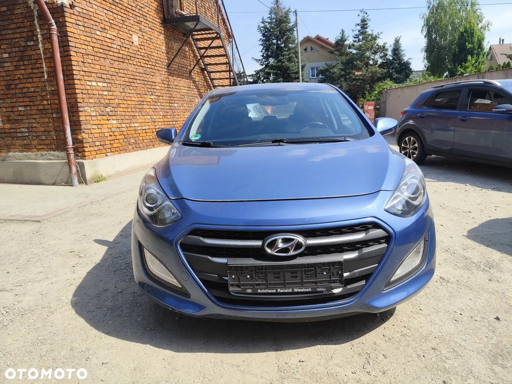 Hyundai i30 blue 1.4 YES Gold - 2