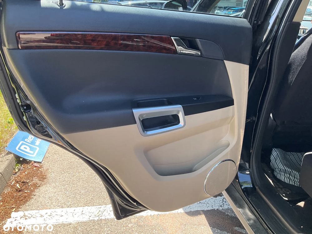 Opel Antara 2.4 4x4 Design Edition - 10