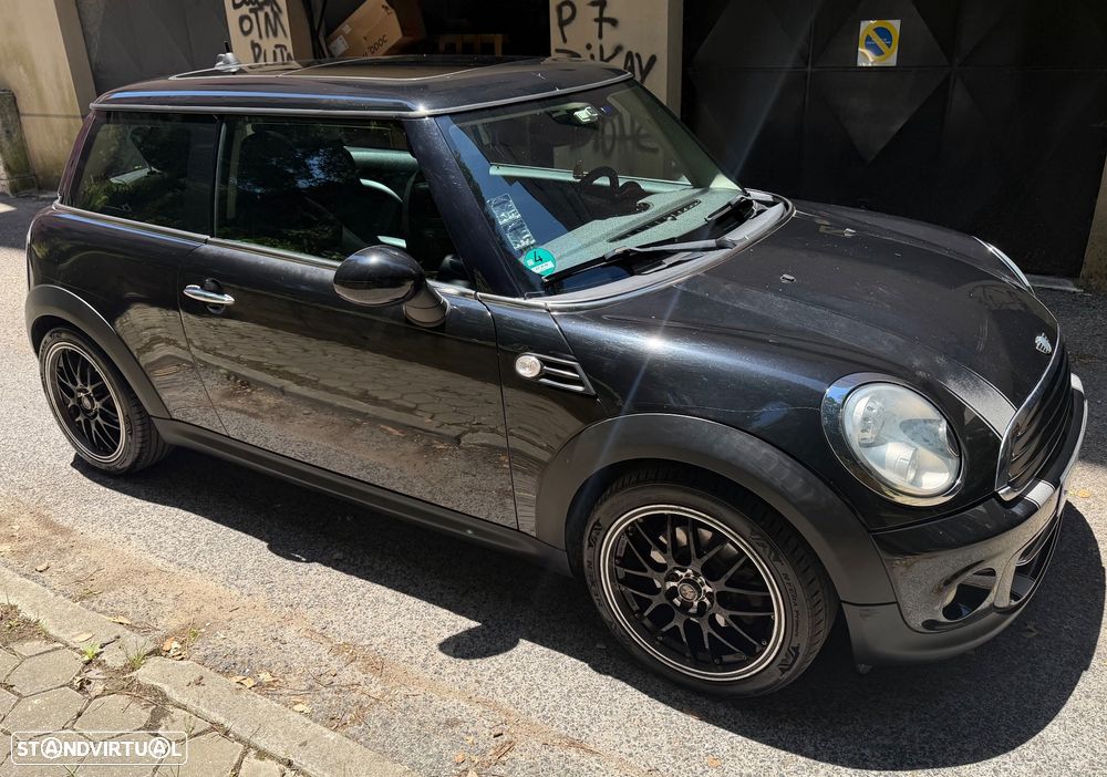MINI 3 Portas Cooper D - 12