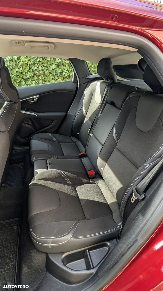 Volvo V40 D3 - 20