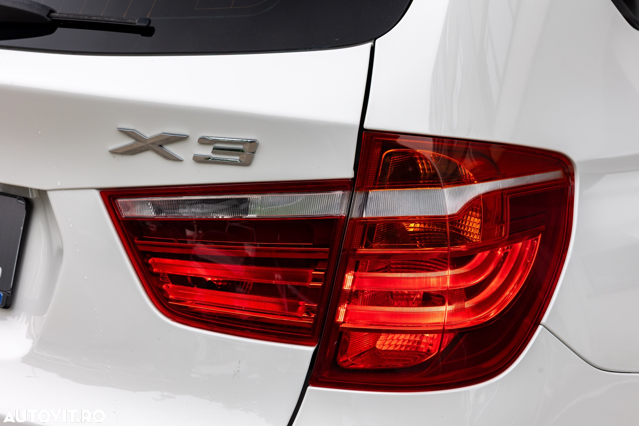 BMW X3 xDrive20d AT Luxury Line - 12
