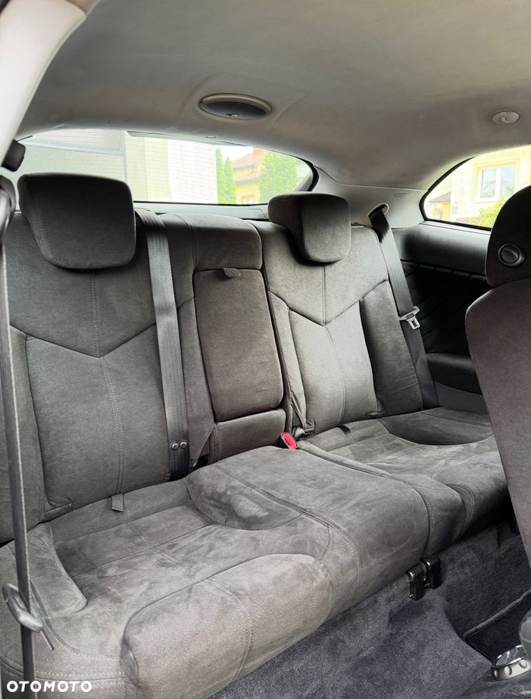 Alfa Romeo GT 1.9JTD 16V Progression - 8