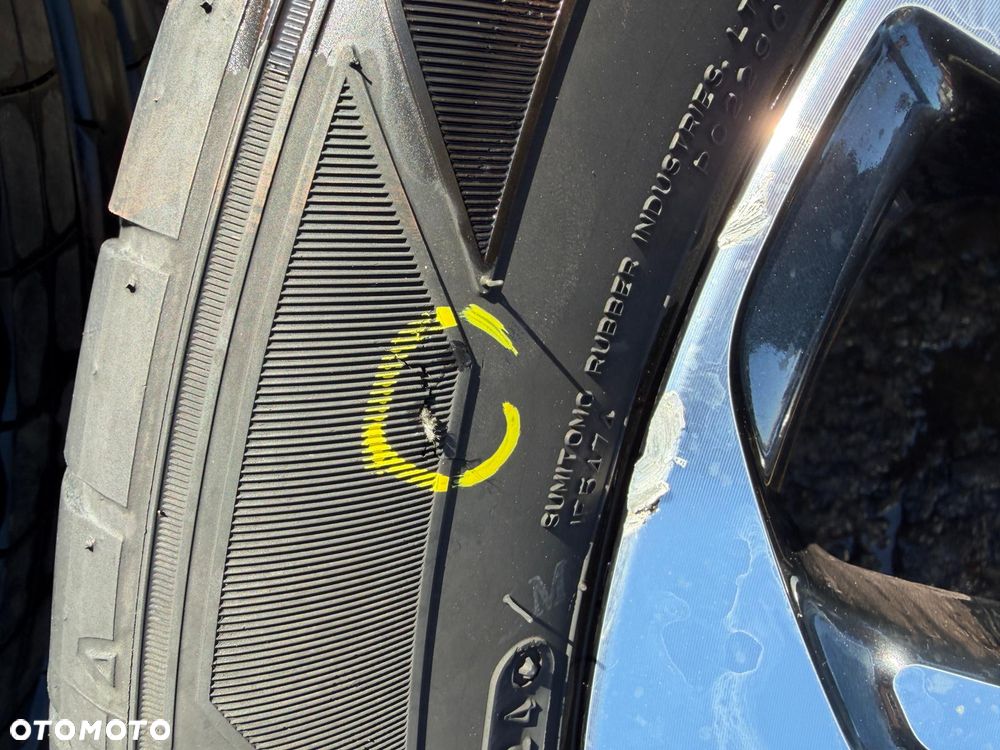 Felgi 18' koła Toyota Corolla Cross 5x114,3 18x7J ET40 centr 60,1 - 8