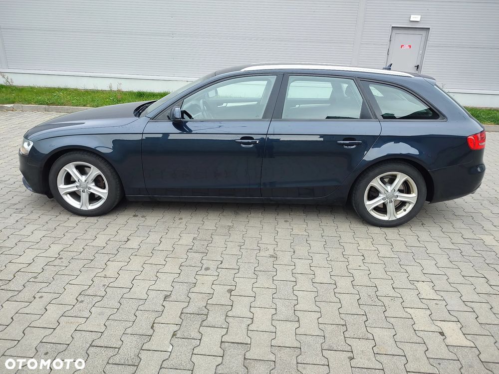 Audi A4 Avant 2015 photo 2