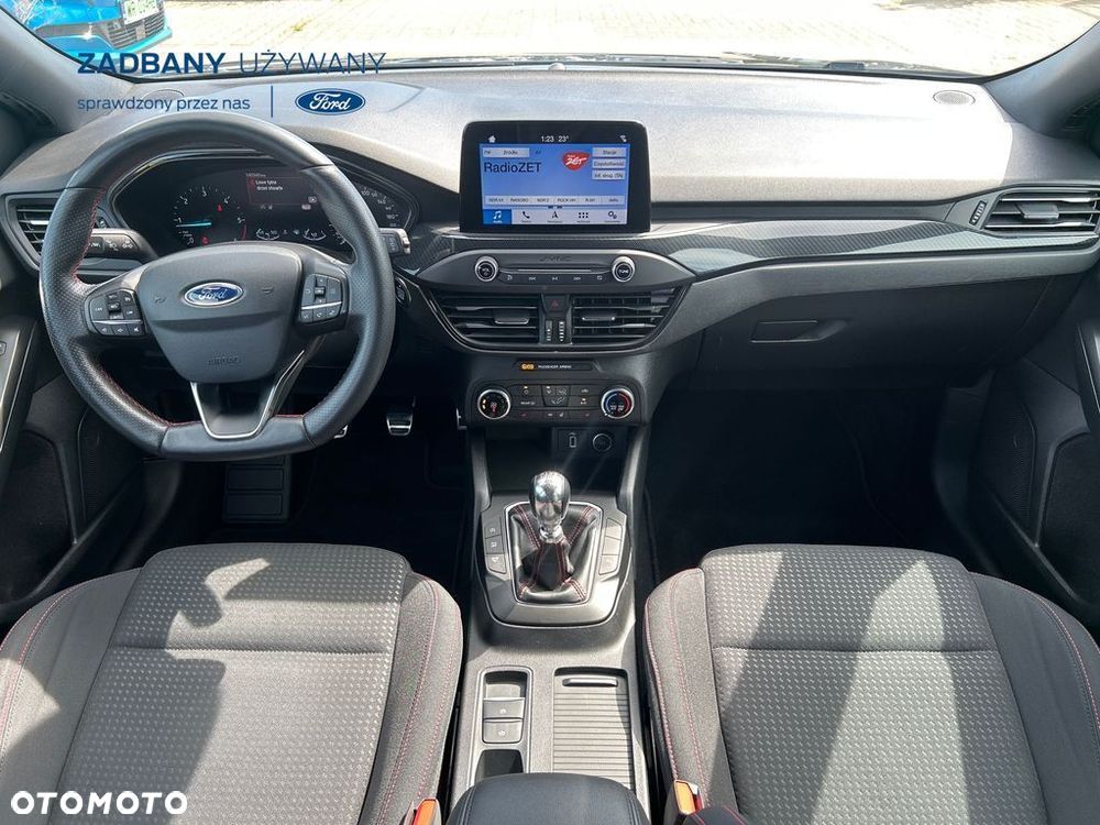 Ford Focus 1.5 EcoBlue Start-Stopp-System ST-LINE - 14